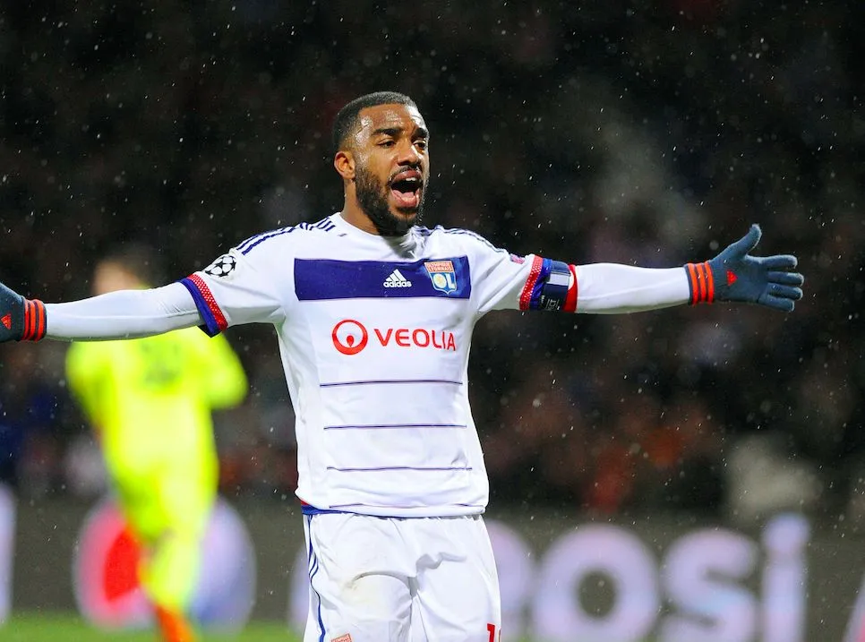 Lacazette premier buteur du Grand Stade