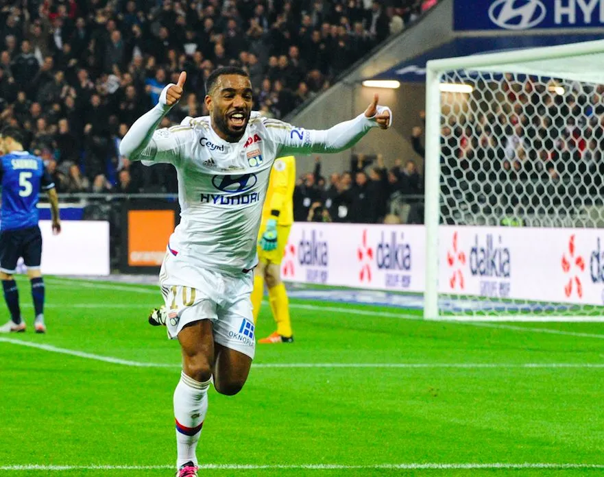 Lacazette : «<span style="font-size:50%">&nbsp;</span>J&rsquo;ai réalisé mon rêve<span style="font-size:50%">&nbsp;</span>»