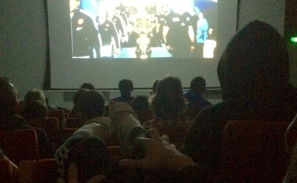 On était à l’avant-première du documentaire « Coach »