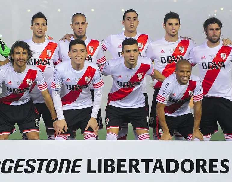 River Plate, l&rsquo;armée du ruban rouge