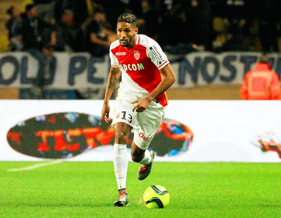 Wallace casse un ordinateur à cause d&rsquo;un dégagement