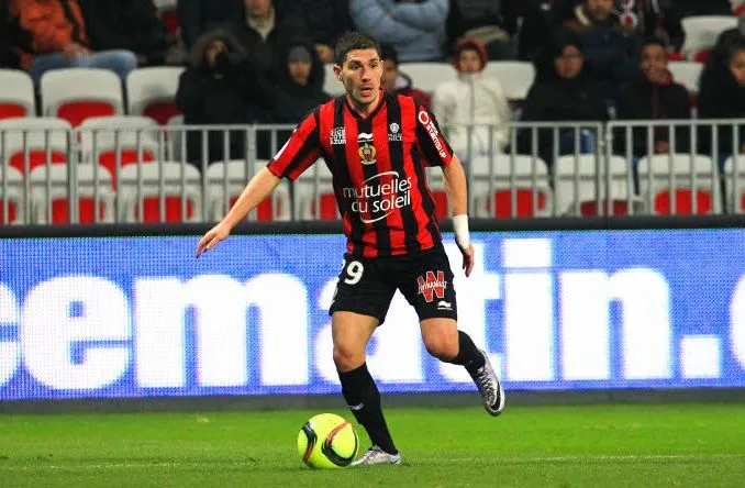 Pied : «<span style="font-size:50%">&nbsp;</span>Un derby capital pour les supporters<span style="font-size:50%">&nbsp;</span>»