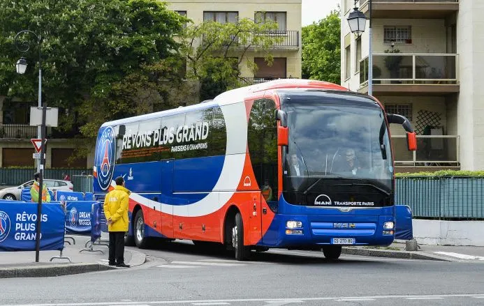 OM-PSG : un bus de touristes chinois caillassé par erreur