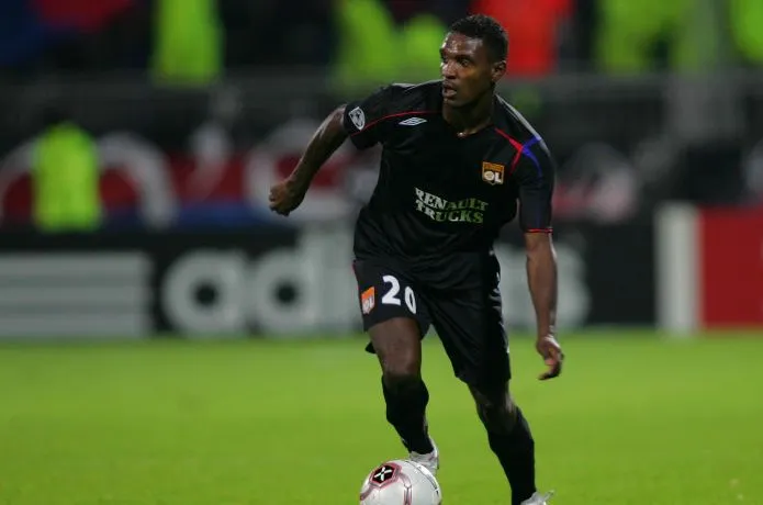 Abidal : «<span style="font-size:50%">&nbsp;</span>Quel adversaire ai-je le plus exaspéré ? Cristiano Ronaldo<span style="font-size:50%">&nbsp;</span>»