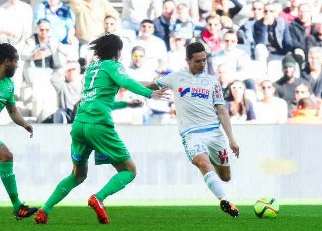 Thauvin pris à partie par des supporters marseillais