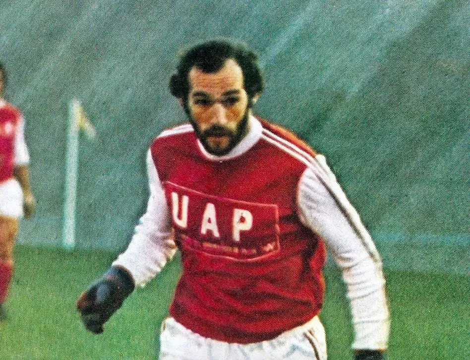 Carlos Bianchi bat Delio Onnis 5-4 !