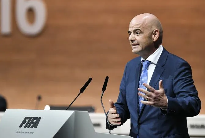 Infantino : «<span style="font-size:50%">&nbsp;</span>Nous devons être fiers de la FIFA<span style="font-size:50%">&nbsp;</span>»