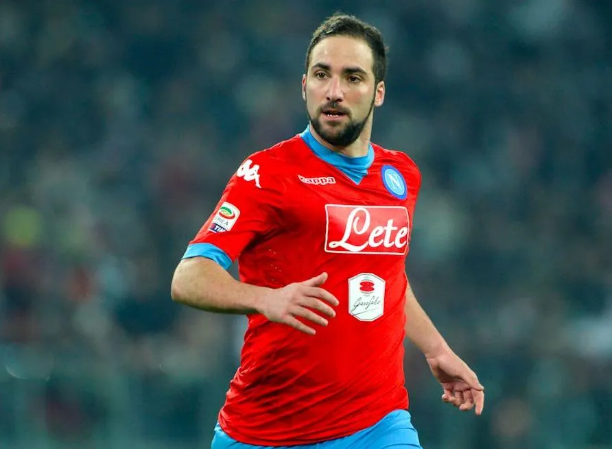 Higuaín est trop gros selon son président