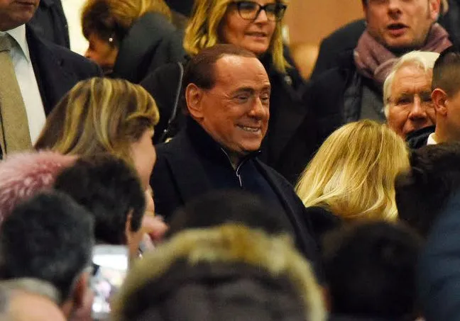 Silvio «<span style="font-size:50%">&nbsp;</span>Batman<span style="font-size:50%">&nbsp;</span>» Berlusconi