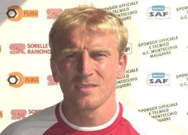 Massimiliano Sambugaro : «<span style="font-size:50%">&nbsp;</span>Maintenant que j’ai défié Messi, je défie qui je veux<span style="font-size:50%">&nbsp;</span>»