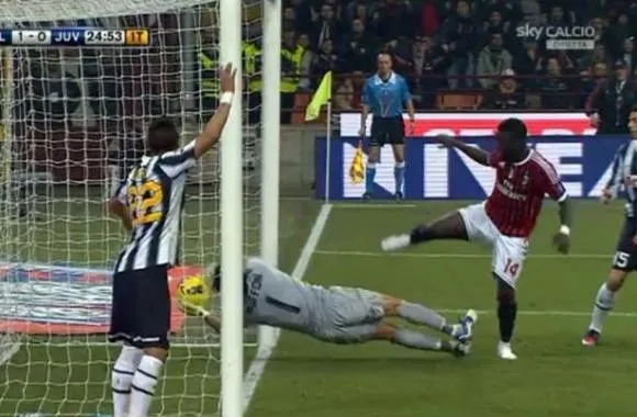 But fantôme de Muntari, slidding door ou pas ?