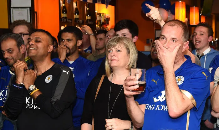 Hazard offre le titre à Leicester !