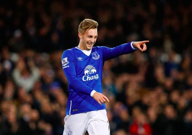 Un jeune fan handicapé d’Everton rencontre Deulofeu