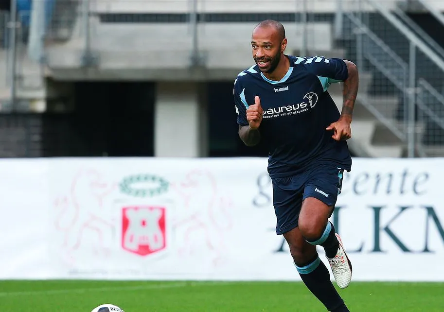 Henry en charge des jeunes d’Arsenal