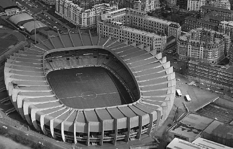 Parc des Princes : 1972, première séance