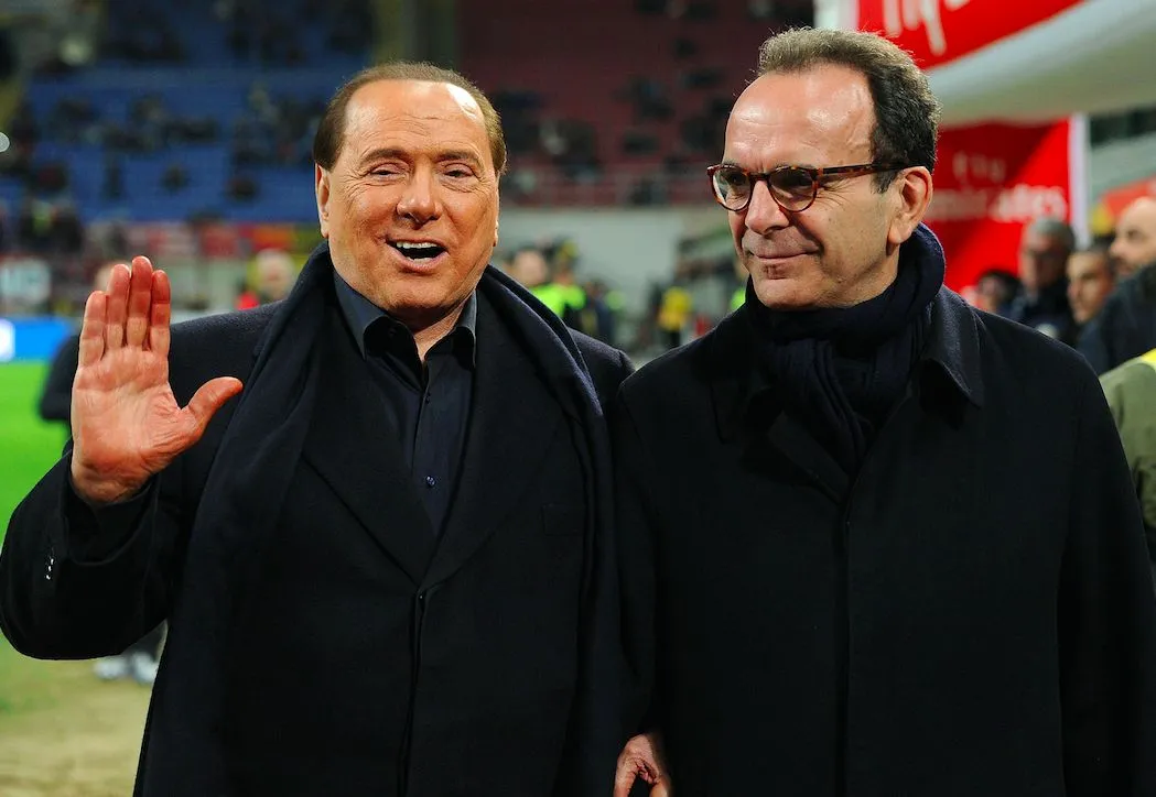 Berlusconi : «<span style="font-size:50%">&nbsp;</span>Il est temps pour moi de passer la main <span style="font-size:50%">&nbsp;</span>»