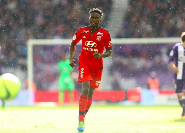 Mapou Yanga-Mbiwa et sa chanson