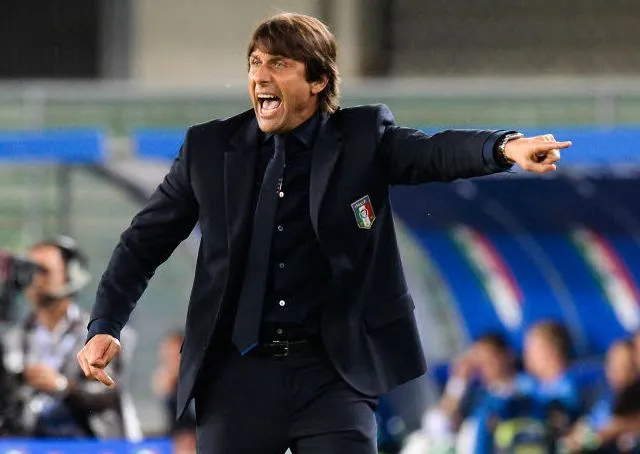 Conte craint les espions