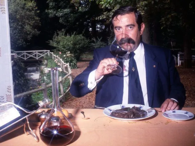 «<span style="font-size:50%"> </span>Claude Bez était un personnage hautement cinématographique<span style="font-size:50%"> </span>»