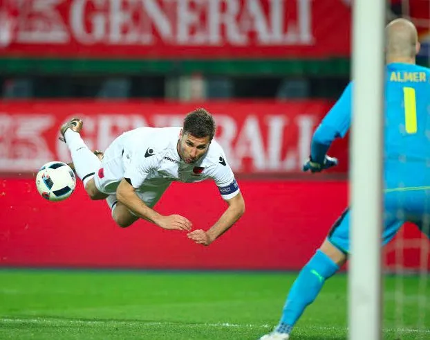 Les 23 Albanais emmenés par Lorik Cana