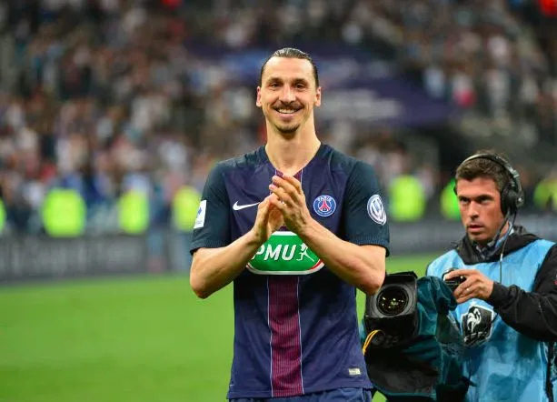 Ibrahimović s&rsquo;amuse des rumeurs sur son avenir