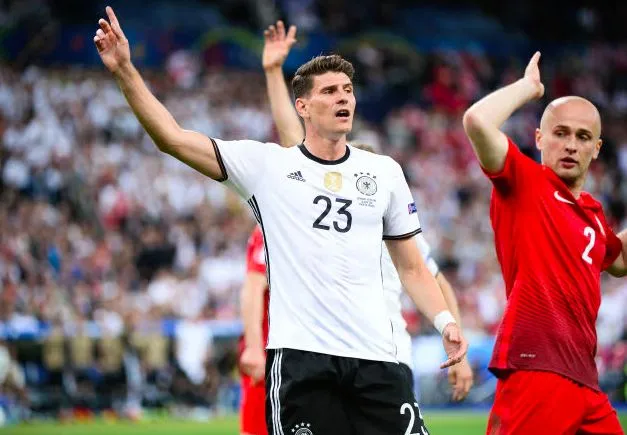 Pourquoi Mario Gómez doit être titulaire ?