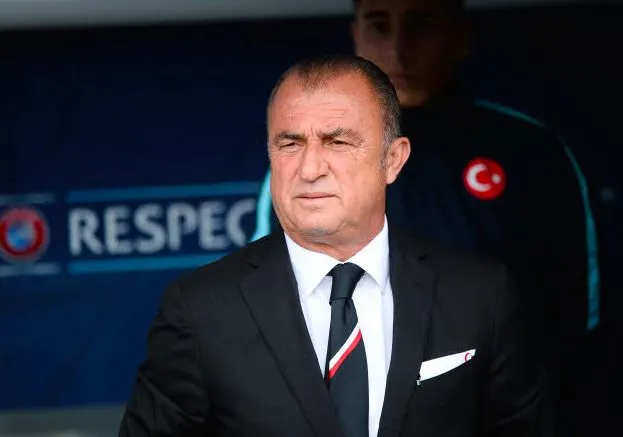Terim s&rsquo;en prend aux médias