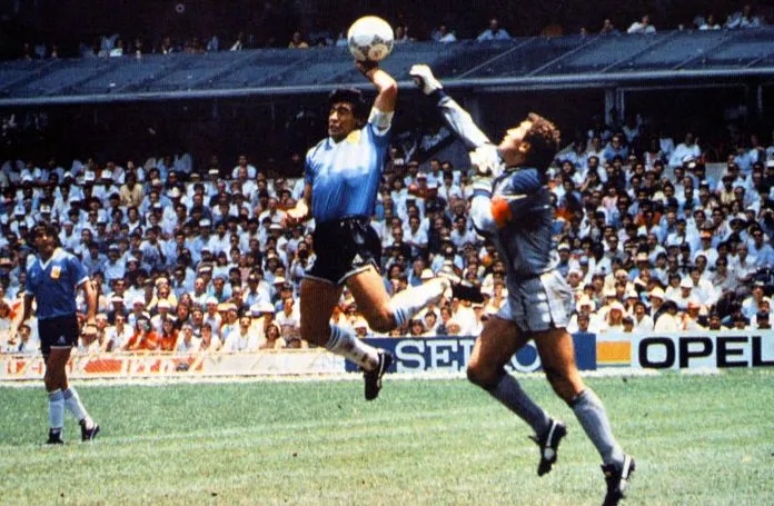 Shilton en veut toujours à Maradona