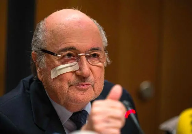 Blatter : «<span style="font-size:50%">&nbsp;</span>J&rsquo;ai déjà vu un tirage au sort truqué<span style="font-size:50%">&nbsp;</span>»