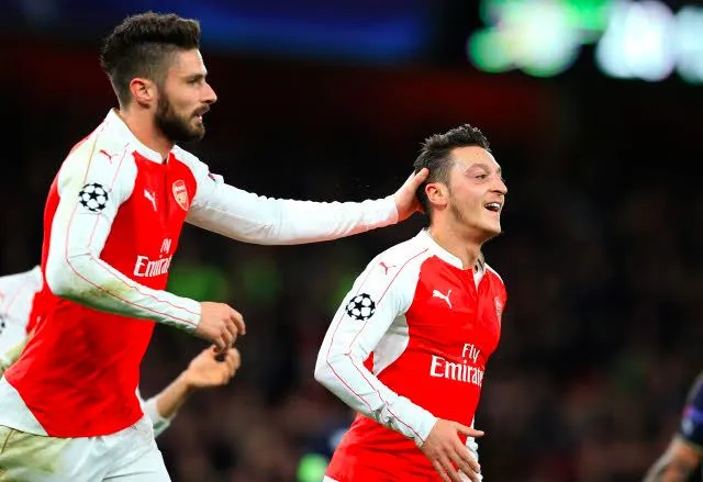 Giroud : « On va tout faire pour les mettre dehors jeudi »