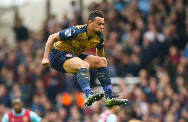 Coquelin bientôt défenseur ?