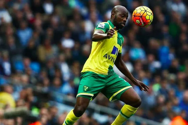 Mulumbu discute avec Marseille