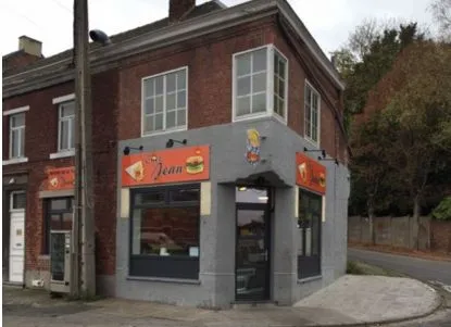 Charlet : «<span style="font-size:50%">&nbsp;</span>Je me faisais trois mitraillettes par semaine<span style="font-size:50%">&nbsp;</span>»