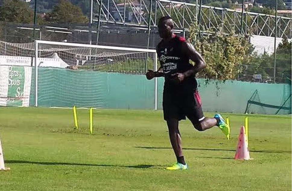 On était au premier entraînement de Mario Balotelli à Nice