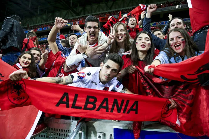 L&rsquo;Albanie s&rsquo;impose en deux temps