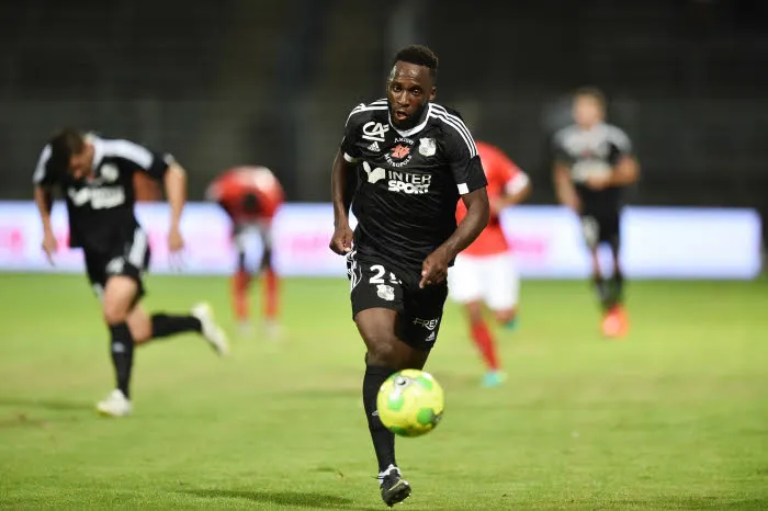 Amiens leader surprise, Lens n’y arrive pas