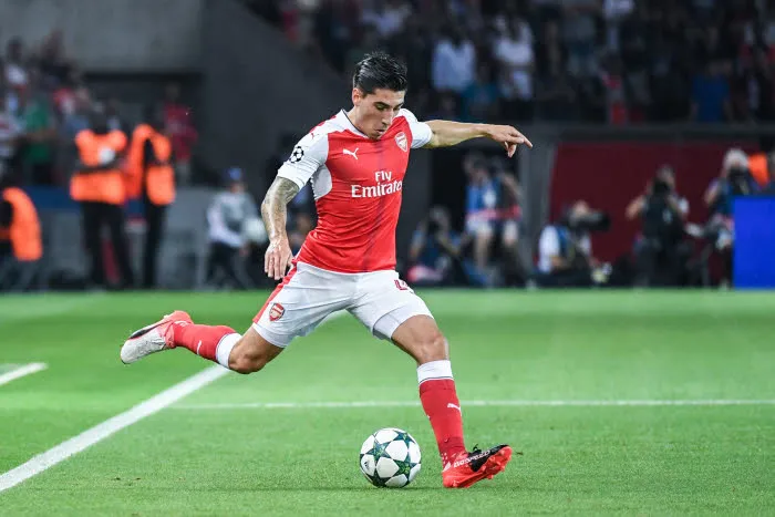 Bellerín défie Bolt