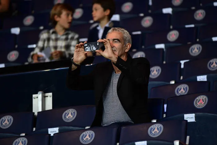 Domenech défend Cavani