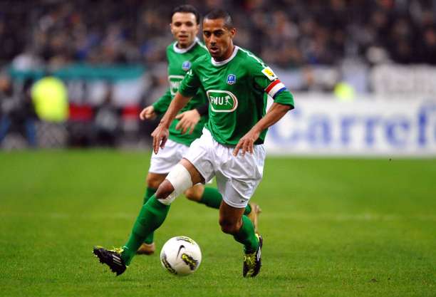 Tu sais que tu supportes le Red Star quand…