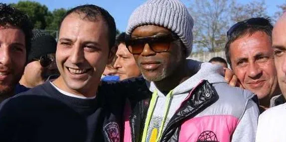 Photo : Le Djib’ envoie du look