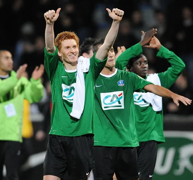 Super: «<span style="font-size:50%">&nbsp;</span>Léo a reçu l’emblème de Locminé: la maillette<span style="font-size:50%">&nbsp;</span>»