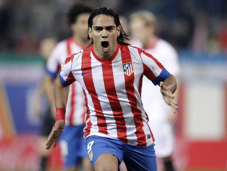 Falcao rugit cinq fois !