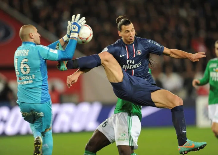 Top 5 : Zlatan a encore frappé