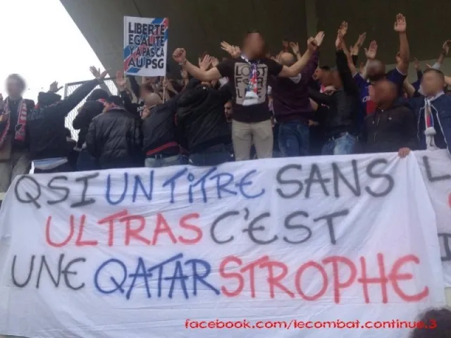 Les fans parisiens avec les féminines et la CFA