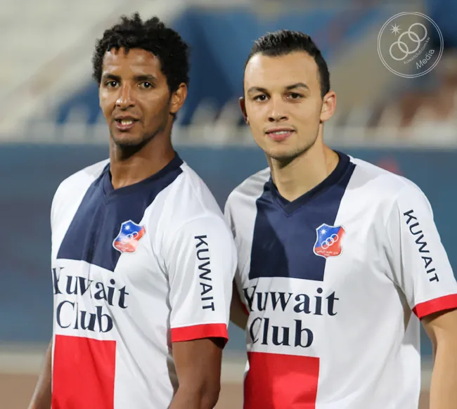 Photo : Le maillot du PSG plagié?