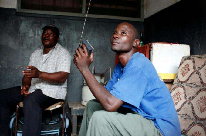 Tu sais que tu as écouté le foot à la radio quand…