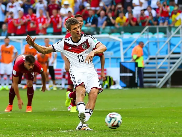 Vine : Le penalty de Müller