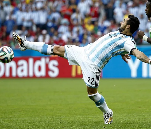 Vine : Lavezzi arrose son coach