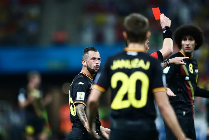 Vine : l&rsquo;expulsion de Defour