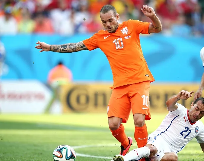 Vine :  Égalisation de Sneidjer